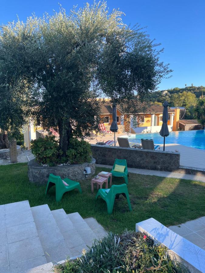 Hotel apartamentowy Little Corfu